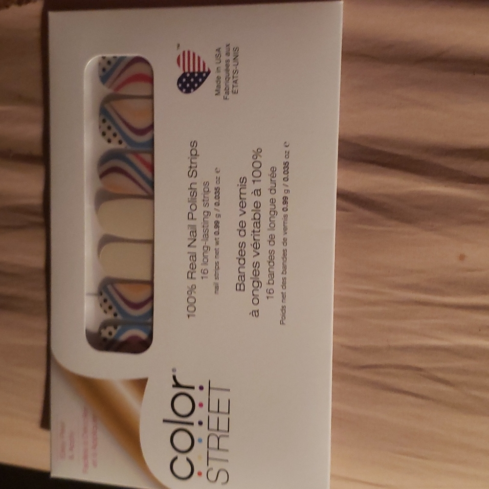 Color street nails - Picture 4 of 5
